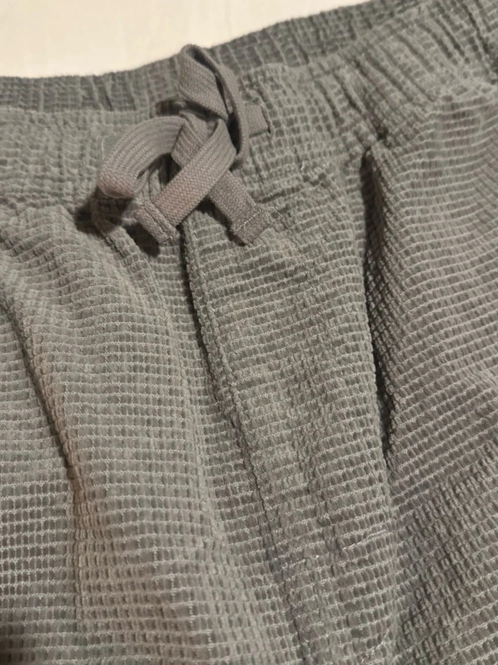 BMWT Men's Gray corduroy Drawstring Shorts